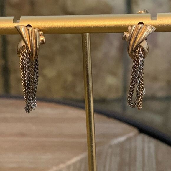Avon Vintage 1970's Chain Tassel Earrings Post Back Tri-Color Gold-Tone Edgy - Picture 15 of 16